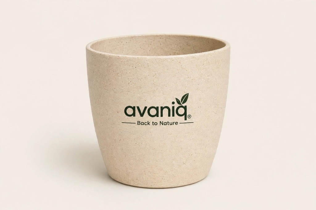 Avaniq Deco Planter Studio Shot